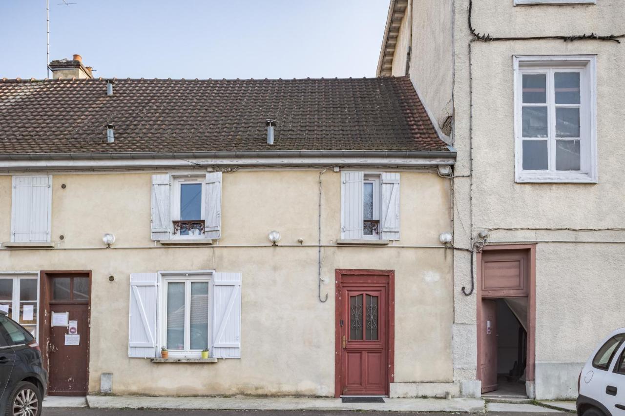 L'Idole - Proche Hypercentre - Max 6 Pers- Parking Prive Apartment Sainte-Savine Exterior photo